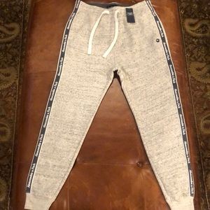 Abercrombie & Fitch Soft A&F Fleece men’s size S